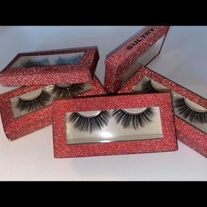 Lashes